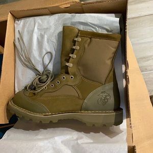 New marine corps boots